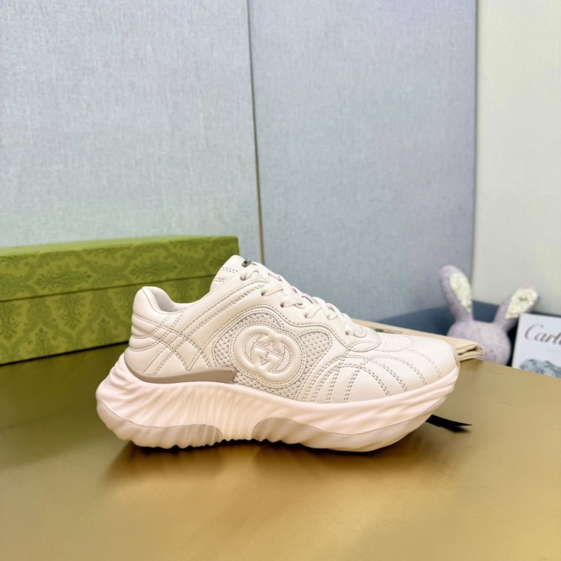 G*u*i casual shoes